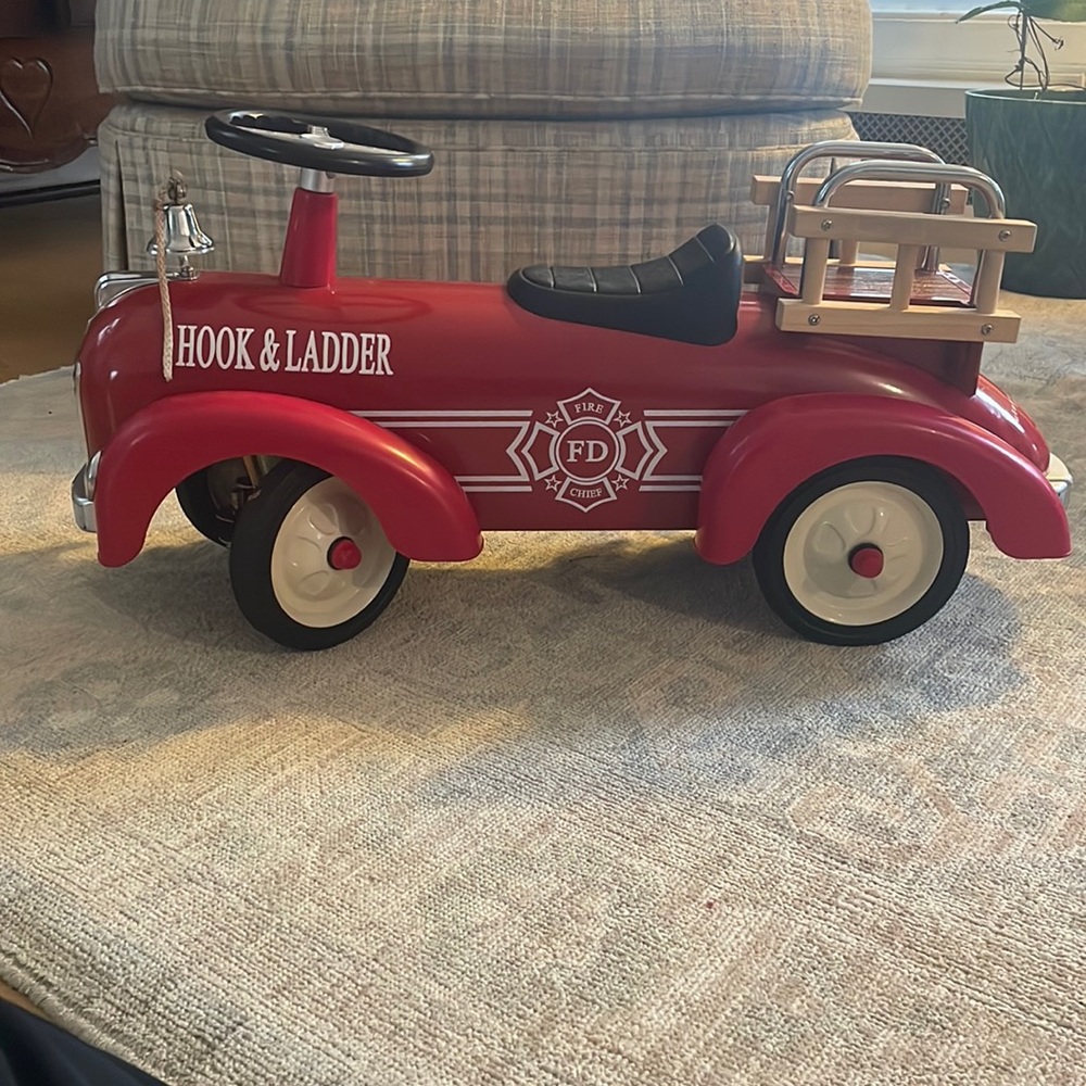 Hook & Ladder Red Fire Truck classic cruiser